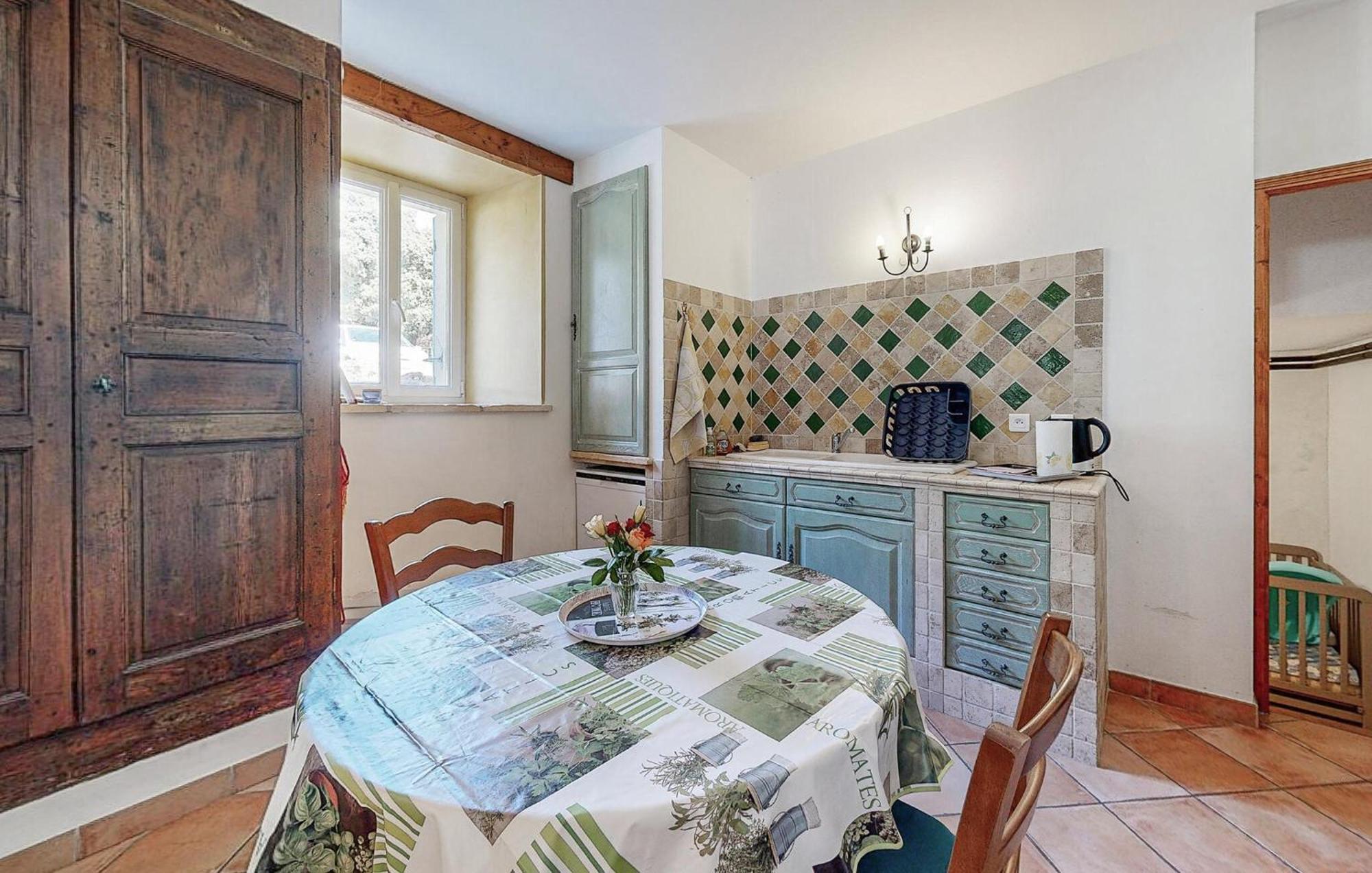 Awesome Home In Bollene With Wifi Exteriér fotografie
